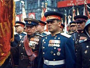 Кадр из фильма "Парад Победы" (1945)