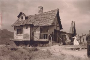 Архивные фотографии со съёмок фильма "Алые паруса" из коллекции А.Комовского.