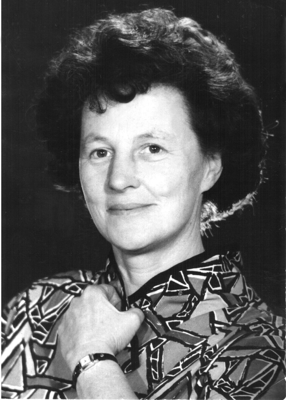 ОВСЯННИКОВА Нина Алексеевна (14.11.1922 – 24.07.2003)